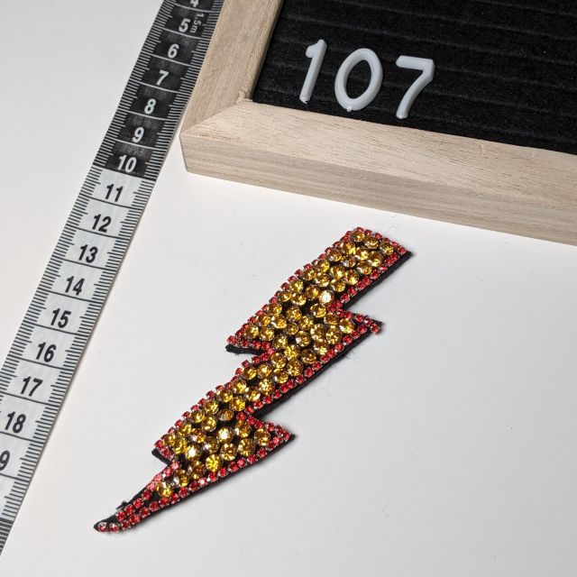 Patch 107 - Gold Rhinestone Lightening Bolt 4.5x11cm - Sew On