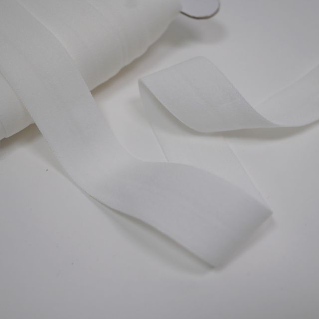 Col. 816 Matte Fold Over Elastic 20mm - White