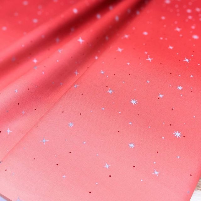 100% Cotton - Fairy Dust Cherry (314) - Ombre with Silver Metallic Stars by Moda per 1/2m