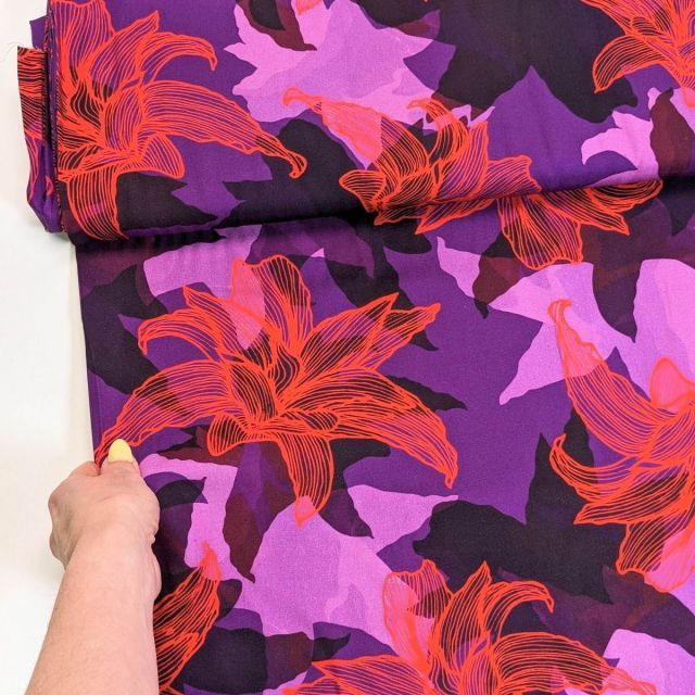 Viscose Twill - Flamingo Flowers by Thorsten Berger -  Purple